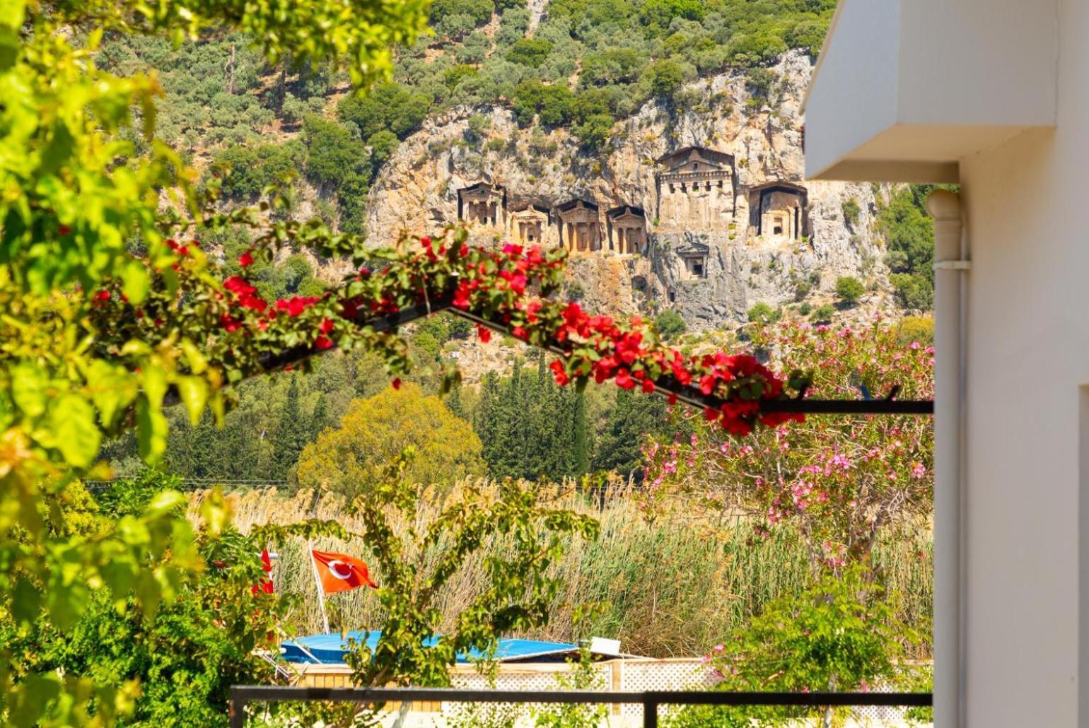 Villa Zonkdemir ดาลยัน ภายนอก รูปภาพ