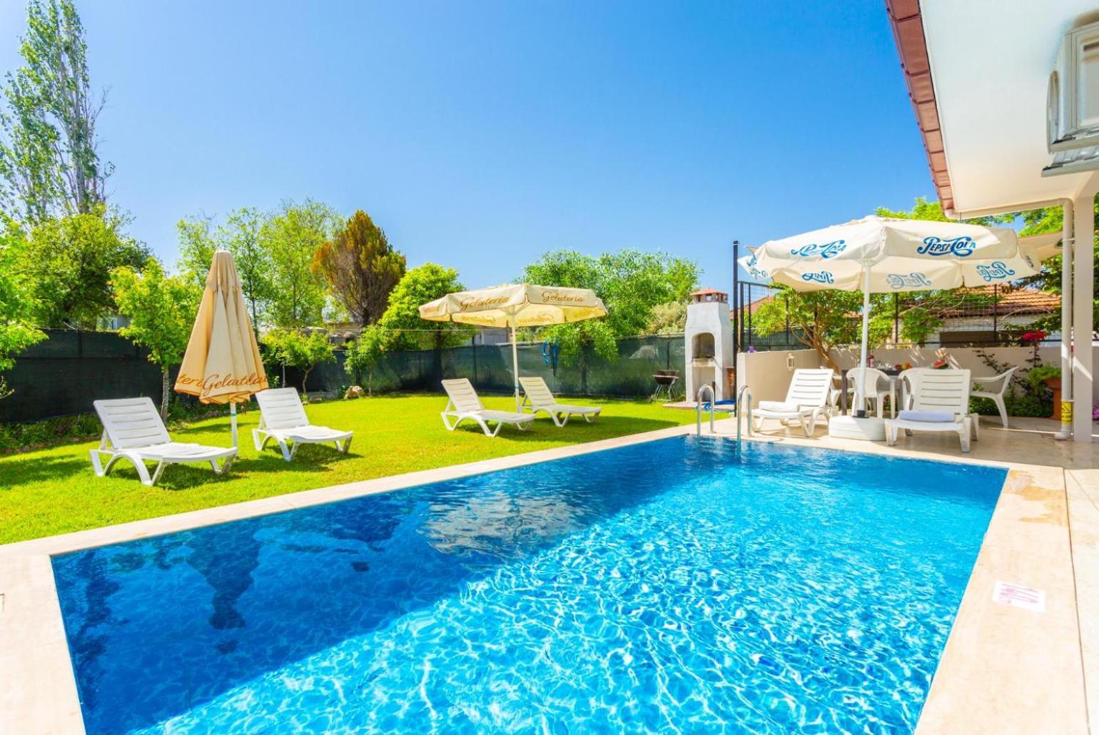 Villa Zonkdemir ดาลยัน ภายนอก รูปภาพ